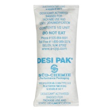1 1/2 x 3 1/4 x 1/4" Tyvek® Clay Desiccants - 5 Gallon Pail image